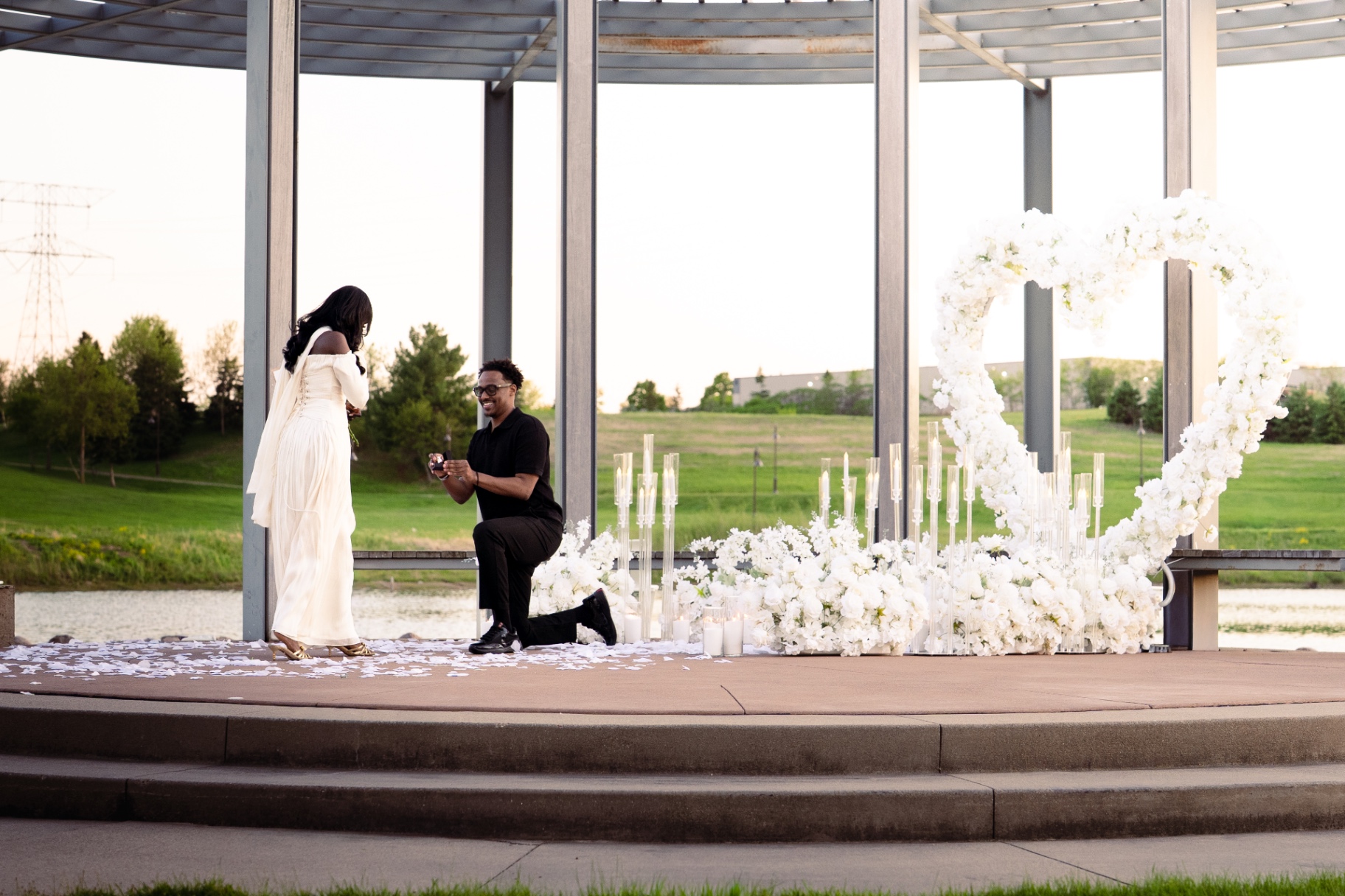 The proposal — on one knee at the heart arch